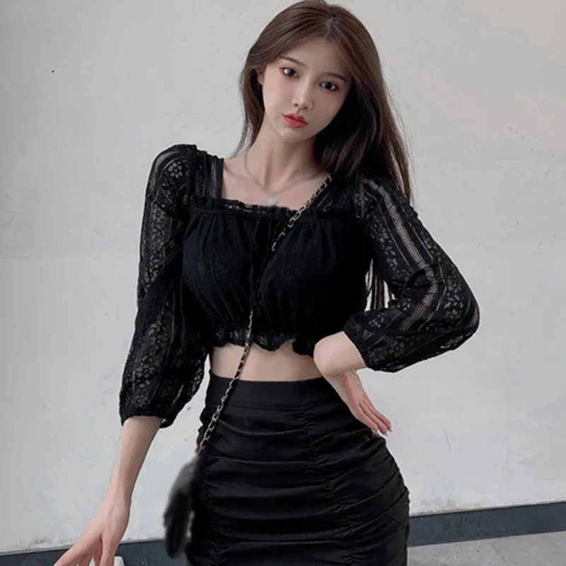 

Liva Girl Women Blouses Korean Square Neck Lace Camisa Top Sexy Slim-Fit Cropped Puff Sleeved Shirt One Size Vetements Femmes