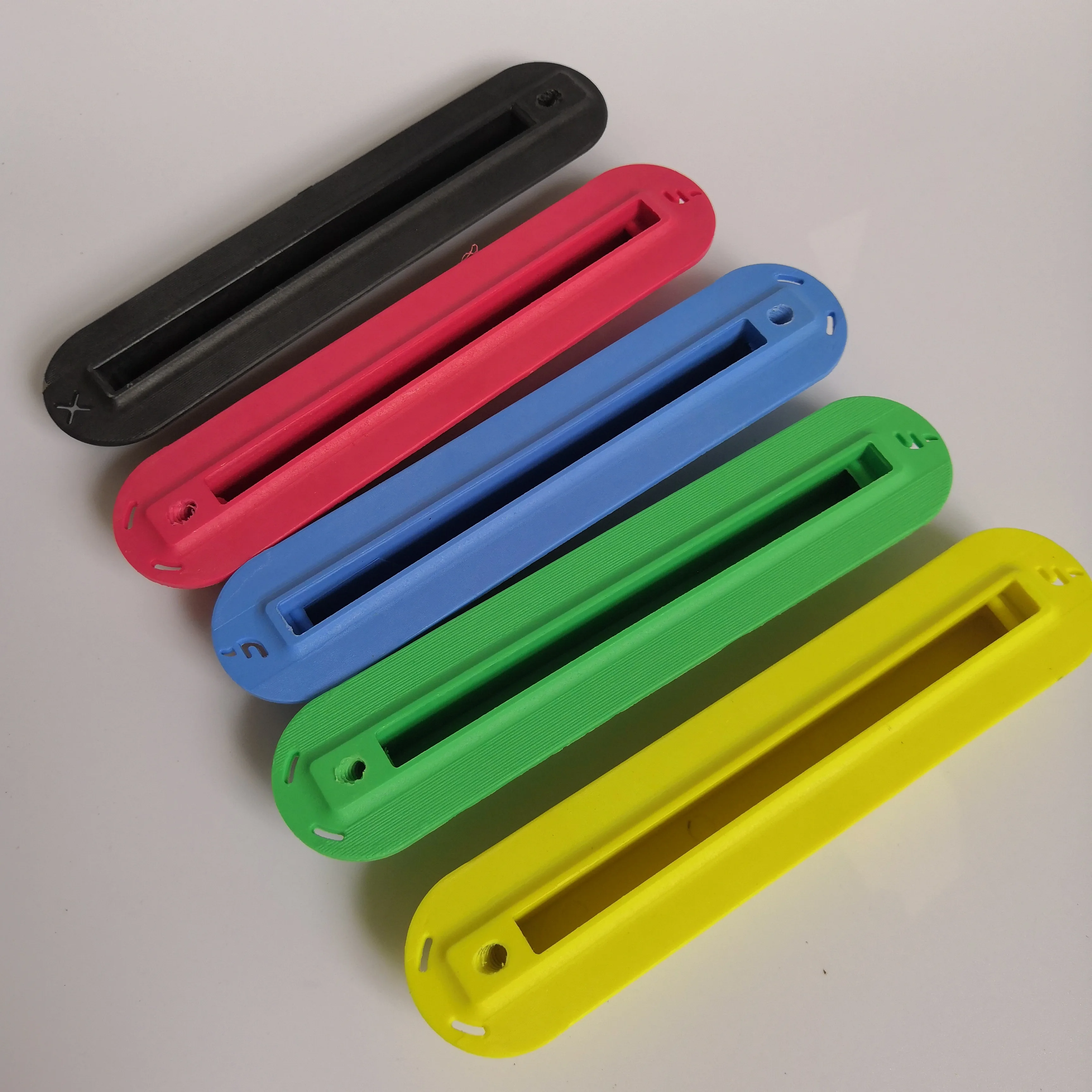 Красочный пластиковый чехол для будущего|Серфинг| |