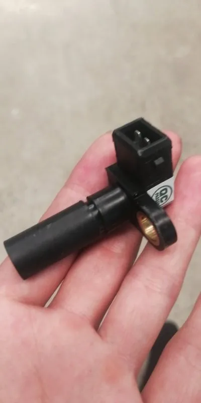 

Excavator Parts EC140 Speed Sensor 20459868 20511126 Revolution Sensor 01182850 04364426 voe 20459868 voe 20511126