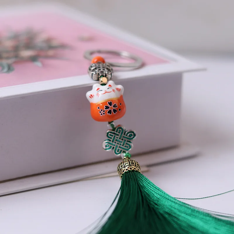 Модный брелок с подвеской яркий и цветной для ключей сделай сам китайский узел