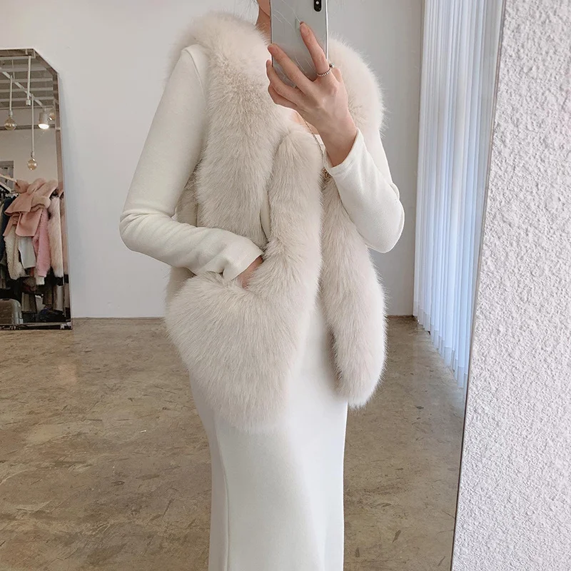 

New Korean Chic Casual Women Solid Color V-neck White Imitation Mink Fur Sleeveless Vest Coat Autumn 2021 Fashion Fur Jackets