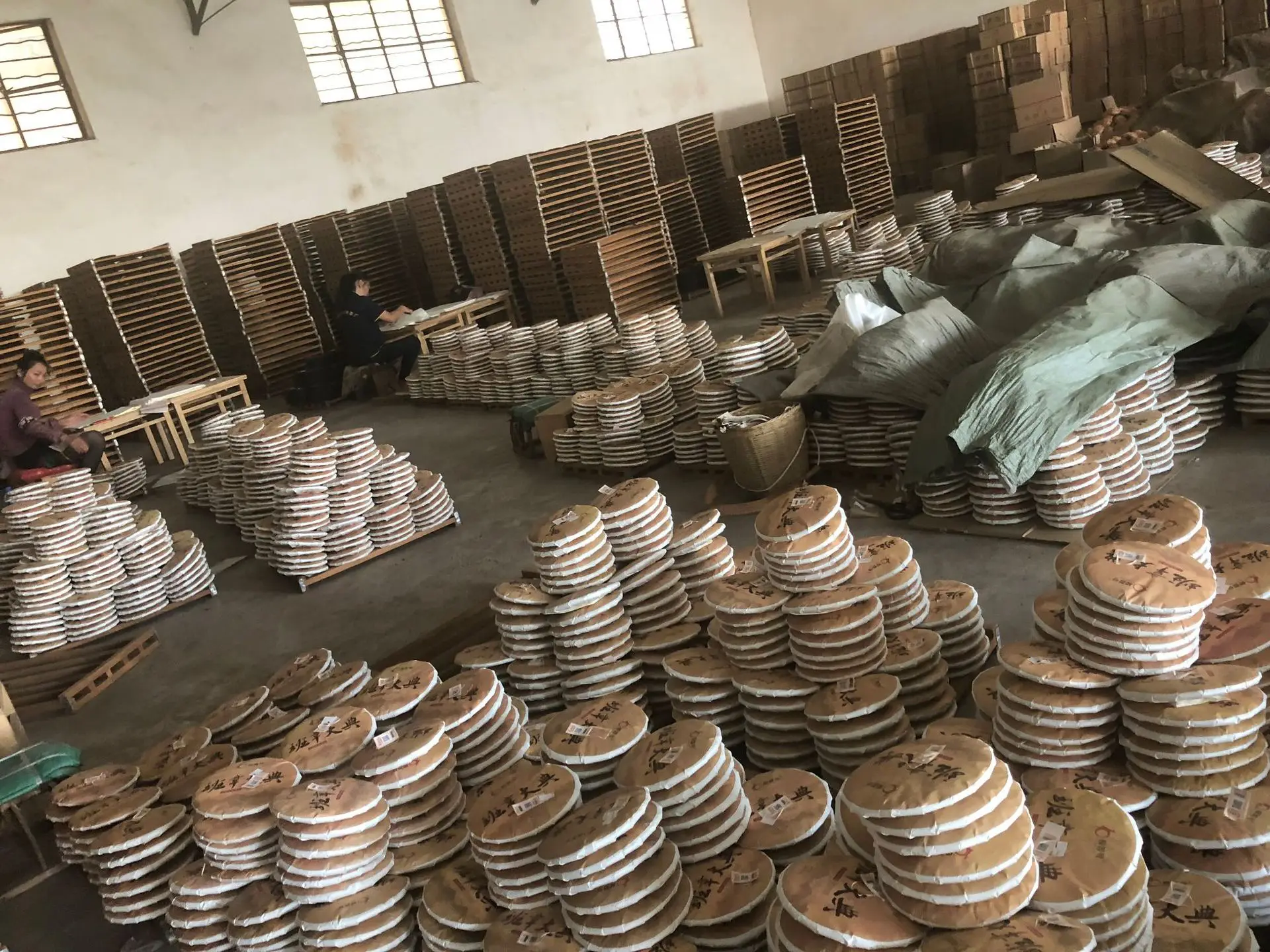 Yunnan чай пуэр приготовленный чай торт чай Yunnan Qizicai чай приготовленный чай торт 357 г торт