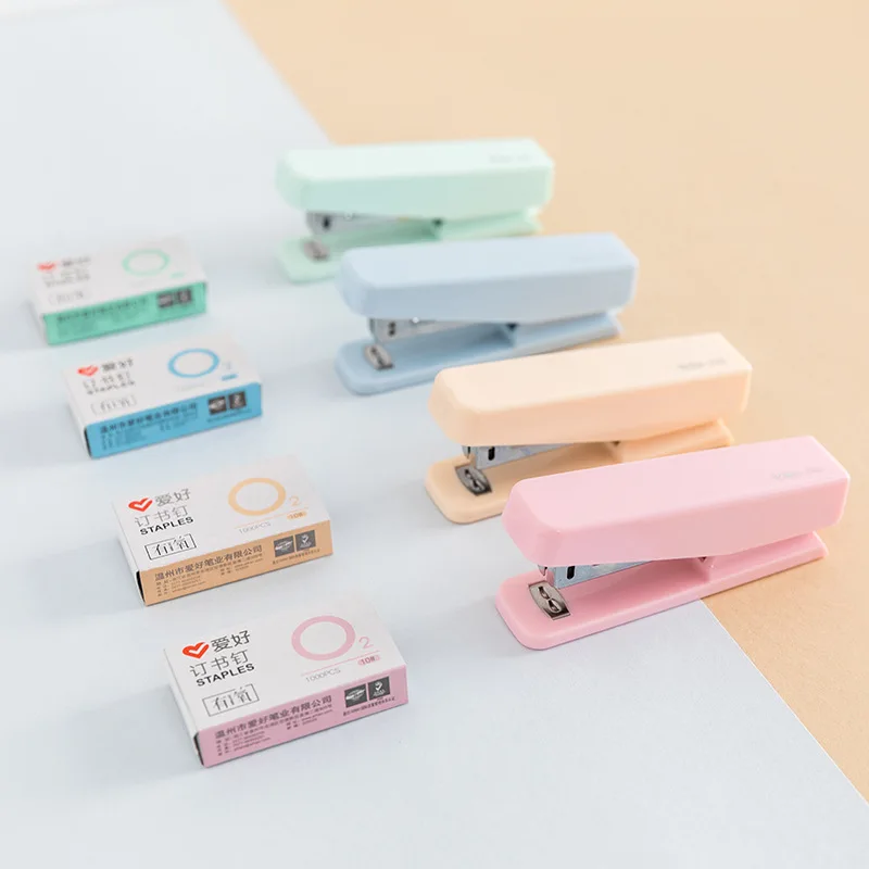 

Pure Color Portable Mini Stapler Set with 1000pcs Staples 10# Stationery Office Binding Tool School Binder Teacher Gift F146