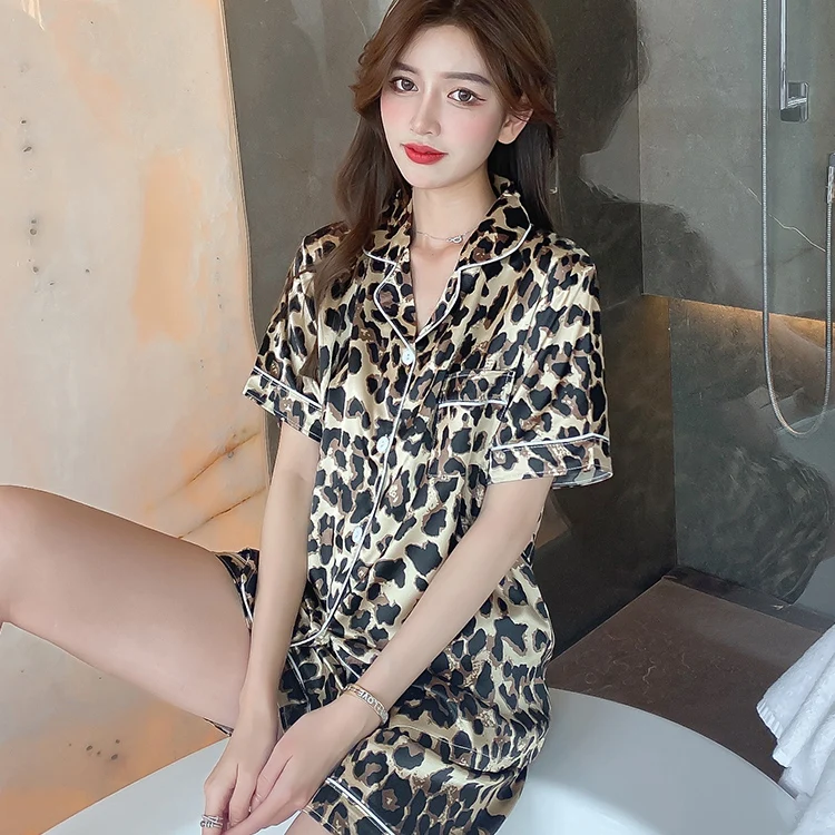 

New Silk Pajamas for Women Sweet Leopard Pyjamas Woman Elegant Short Sleeve Short Pant Homewear Ladies Leopard Sleepwear Sets