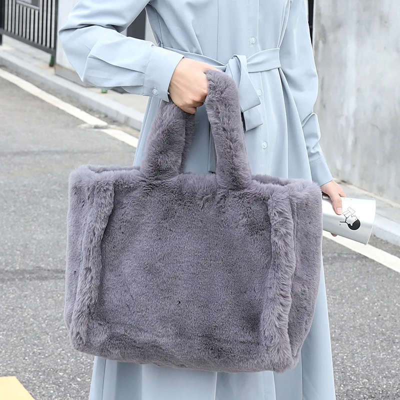 Осенне-зимняя сумка для отдыха пушистая Женская на плечо модные плюшевые