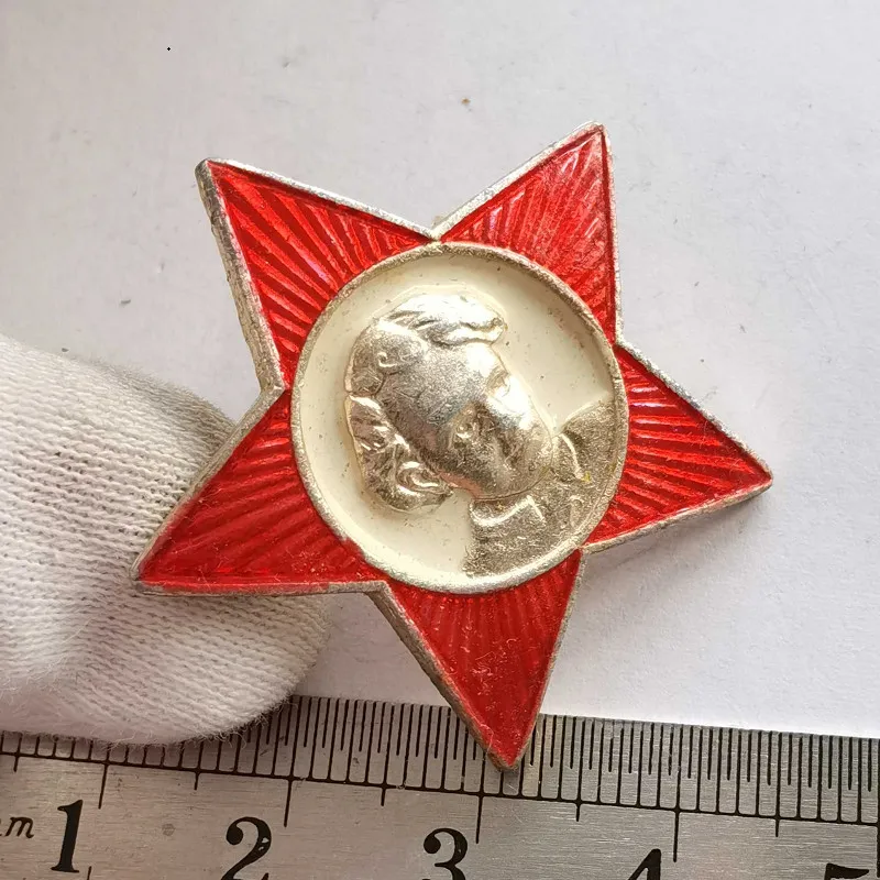 Значок Советский Союз CCCP для молодых пионеров детство голова Ленина СССР красные