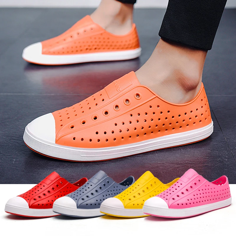 

Colorful Baotou hole shoes Couple style flat sandals Breathable and quick-drying ultra-light sandals 23 colors to choose from