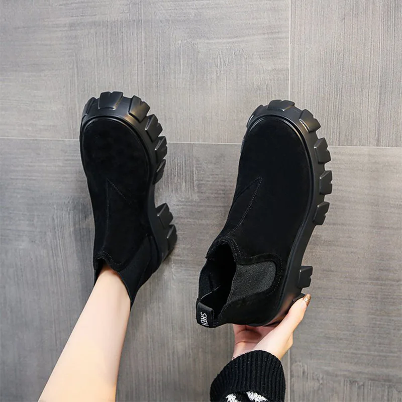 

Winter Short Ankle Boots Fashion Warm New Women Slip-on Suede Leather Female Ankle Booties Thick Heels Ladies Platform Shoes