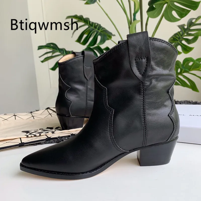 2019 из натуральной кожи черного цвета Женские ботильоны с острым носком вышивкой 4