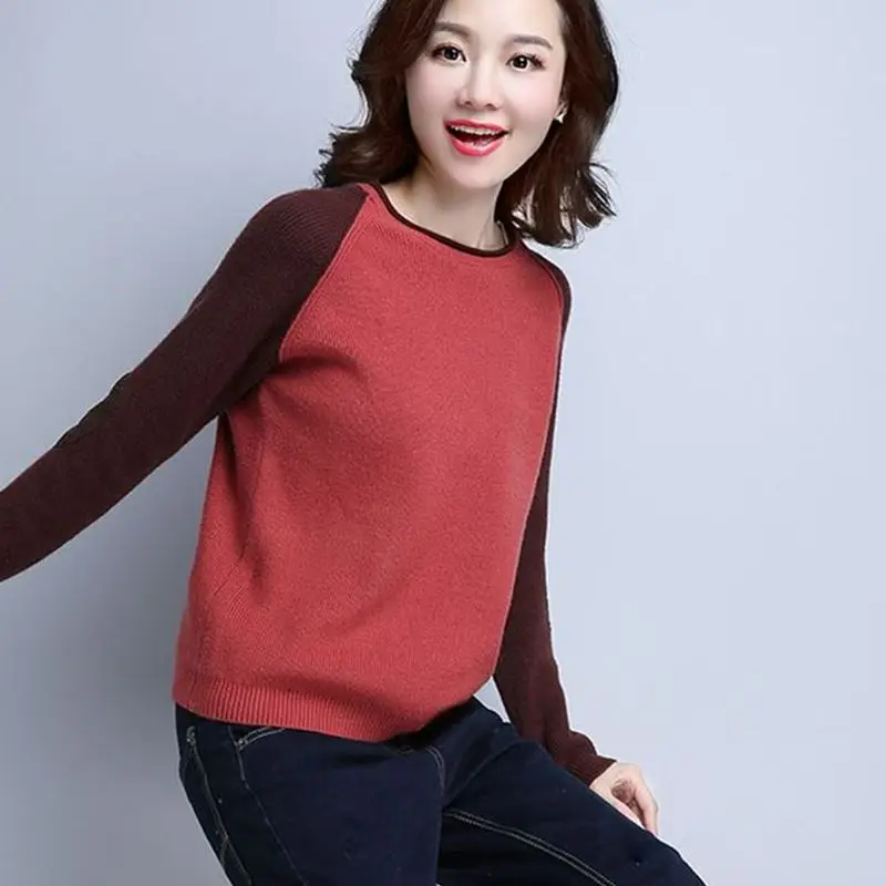 Свободный свитер с капюшоном женский осенний и зимний из кашемира сочетающимися