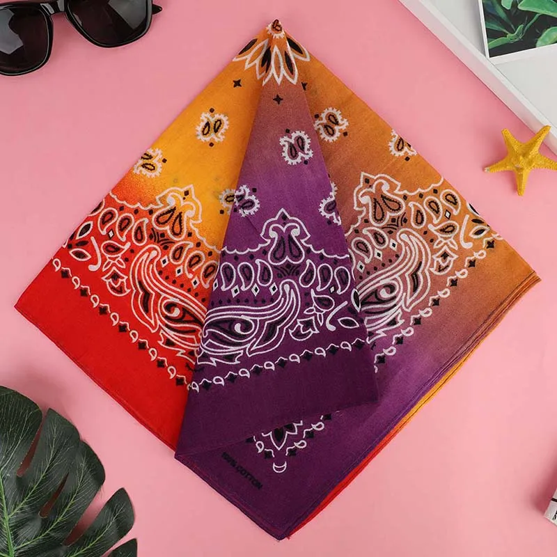 3731H05 Outdoor Cool Activities Riding Collar Cute Women Print Bandana Scarf Square Head Scarf Female Motorcycle Headwear - Color: 3731H05
