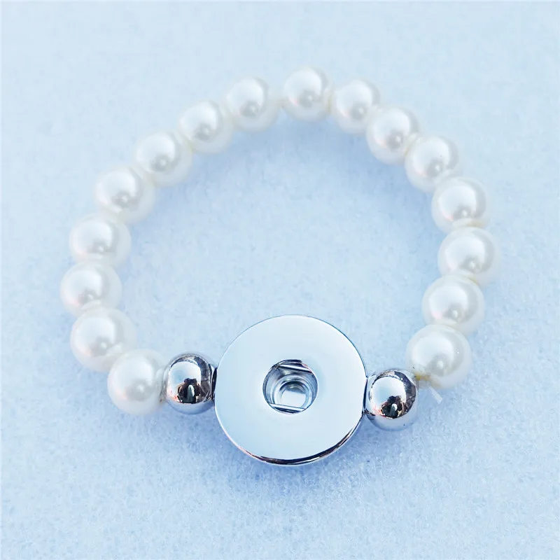 Стеклянные бусины стрейчевый браслет ручной работы длина 15 см размер для детей 18