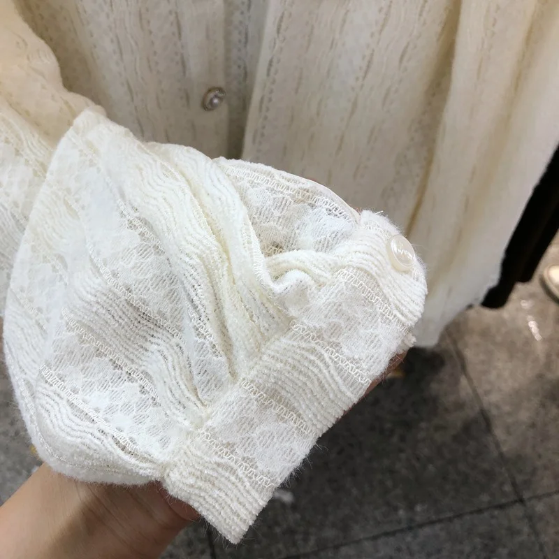 

Spring Sweet Ruffles Patchwork White Blouse Women 2021 New Long Sleeve Lace Shirt Temperament Slim All-match Tops Femme