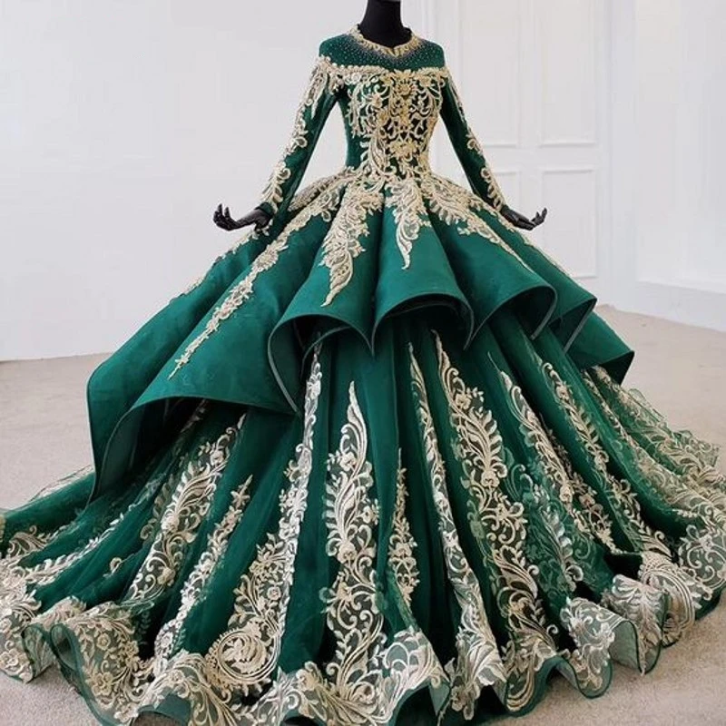 

Luxury Dubai Quinceanera Dresses Dark Green Sheer High Neck Long Sleeves Gold Lace Appliques Ball Gown Prom Dress Robe De Soiree
