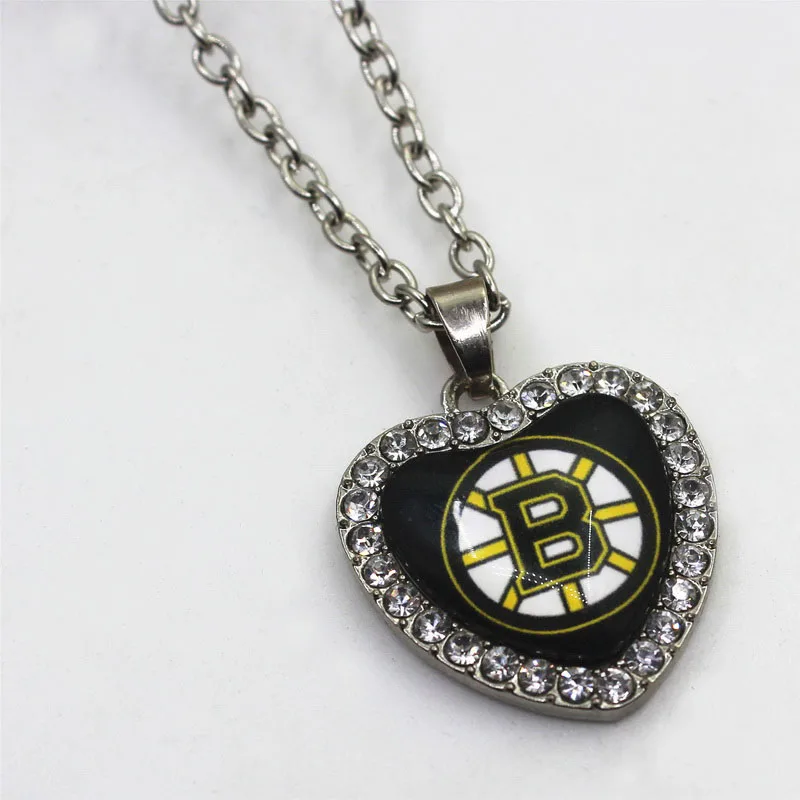 Хоккейная команда 10 шт./лот Boston Charms brinins Кристальное сердце ожерелье Подвески с цепочкой ожерелье ювелирные подвески для самостоятельного изготовления