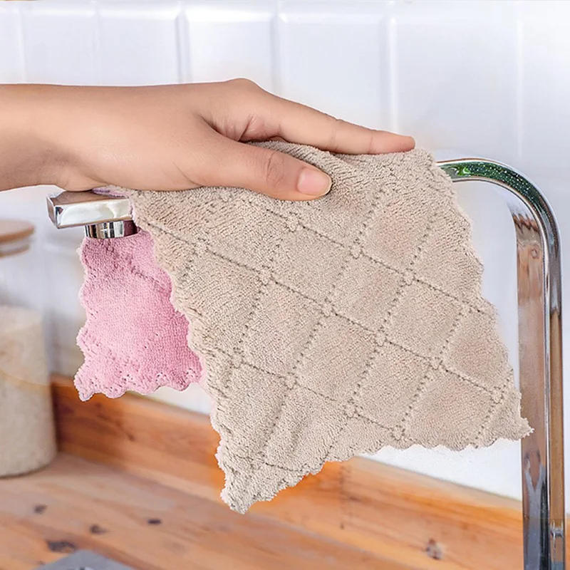 

Kitchen Coral Fleece Dish Towel Rag Non-stick Oil Double-layer Printing Dish Cloth Double-sided Absorbent Thickening Pad