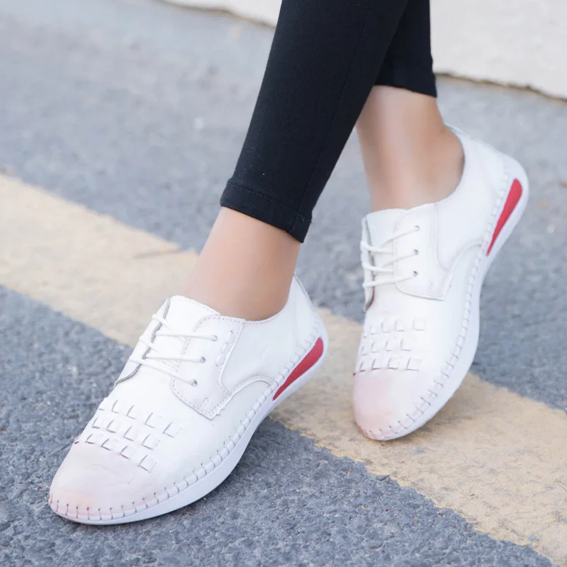 Туфли женские кожаные на плоской подошве плетеные прогулочные туфли без