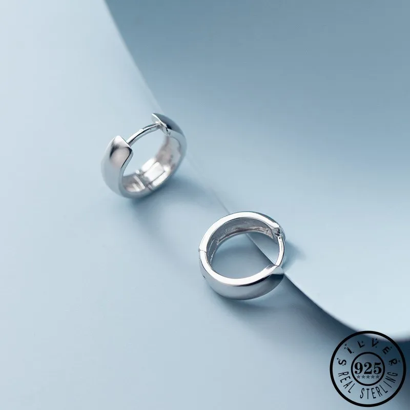 

Маленькие круглые серьги-кольца Huggie для девушек из стерлингового серебра 925 пробы, корейские круглые серьги-кольца Для Пирсинга Ушей для же...