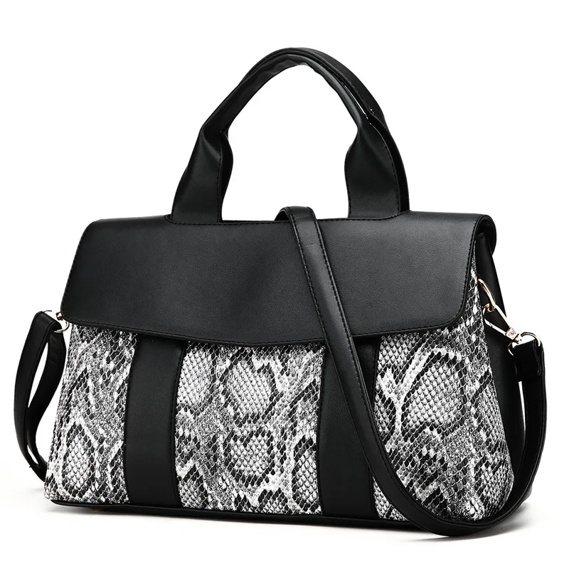 

Bag women's 2021 new trendy European and American style fashion portable slung simple snake pattern shoulder bag