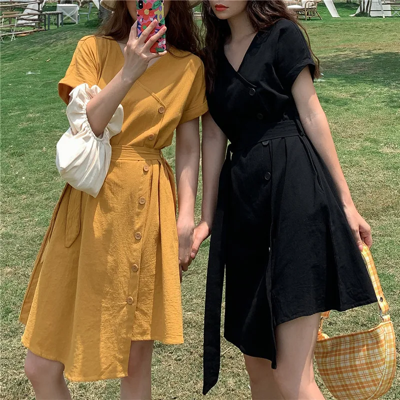 

2021 new women's summer dress Korean waist dress short sleeve regular sleeve V-neck medium solid color dress