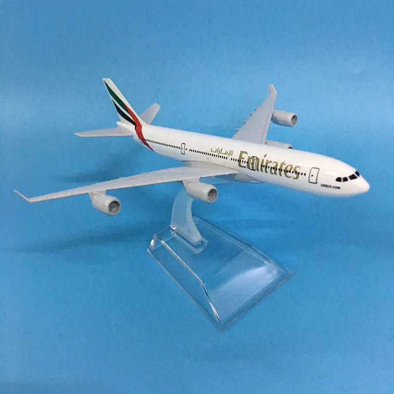 Модель самолета JASON TUTU 16 см модель Emirates Боинг B747 из литого металла 1:400 игрушка