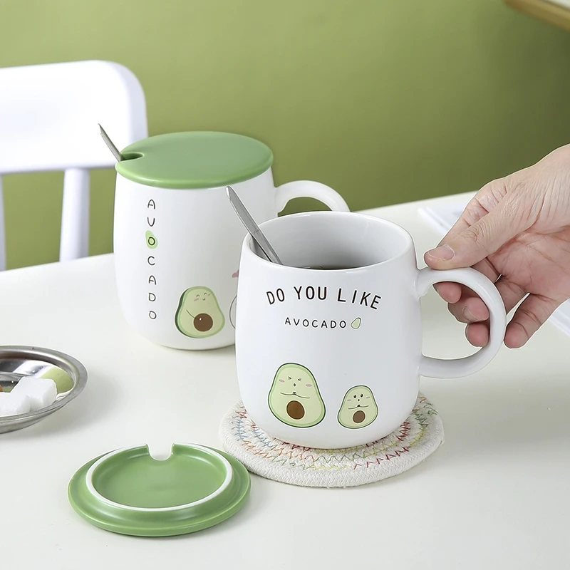 

400ML Creative Ceramic Coffee Cup Avocado Mug With Lid Spoon Milk Breakfast Mug With Handle Ceramic Cup Office Cute Water Cup