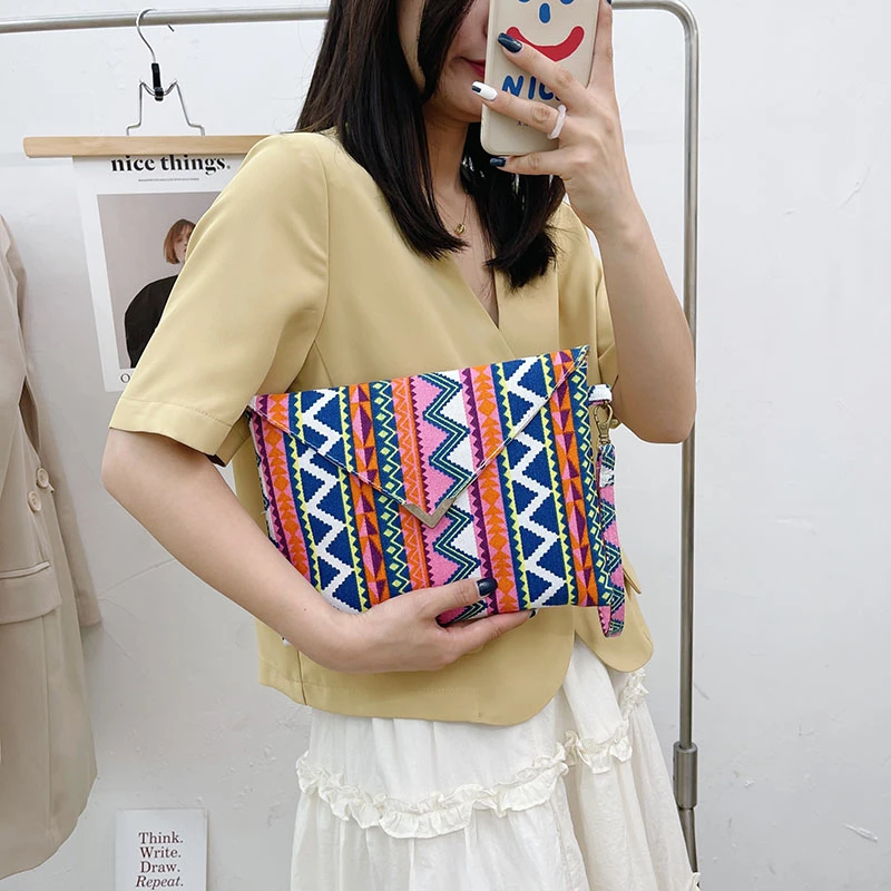 

2021 New Fashion Geometric Patterns Women Day Clutches Ladies Envelope Evening Party Tote Casual Cellphone Pouch Offic Daily Bag