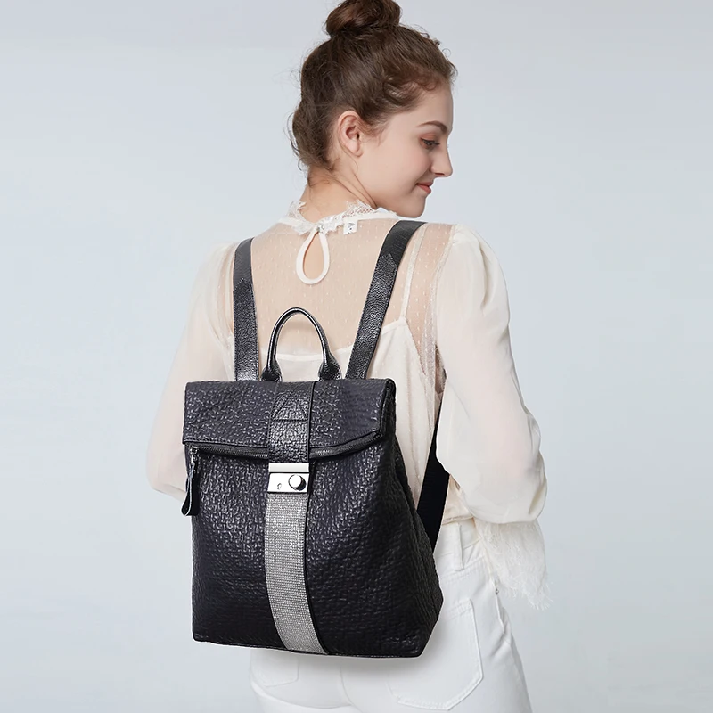 

Travel Backpack for Women Large Capacity with Diamonds Soft Leather Shoulder Bag Woman 2021 New Casual Ladies Zipper Backpacks