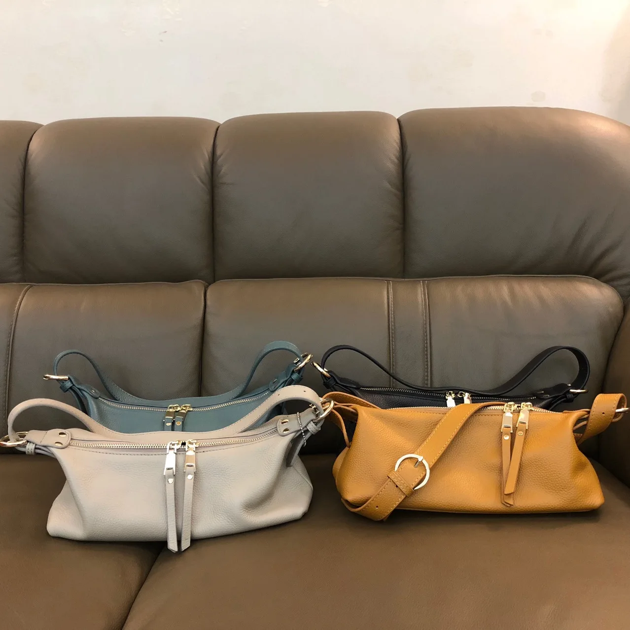 

ins women genuine leather fashion baguettes lady Totes Bag Luxury Handbags Branded gift woman Shoulder Bags Ladies solid Bolsos