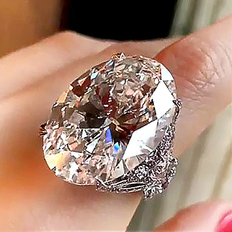 

Classic Big Oval Crystal Rhinestone Zircon Ladies Ring for Women Party Wedding Engagement Bridal Jewelry Size 6-10