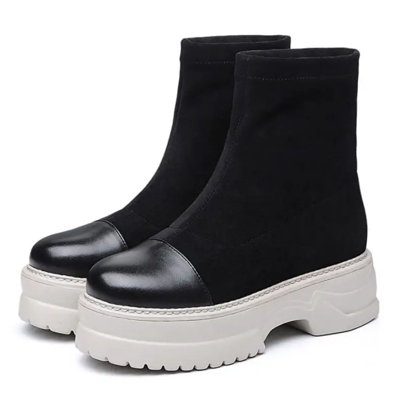 

Tuyoki Women High Quality Genuine Leather Ankle Boots Round Toe Thick Bottom Simple Black Short Boots Footwear Size 34-39