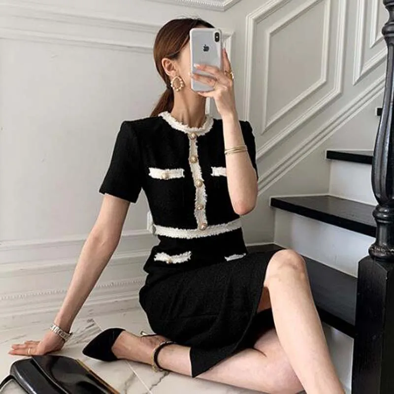 

2021 summer new fashion casual round neck short-sleeved single-breasted slim-fit hip mini knitted dress