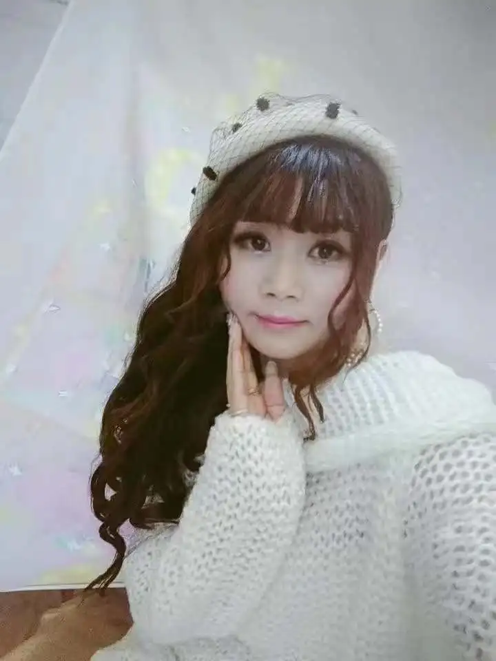 Берет женский кашемировый с жемчугом модная винтажная шапка в стиле ретро вуалью