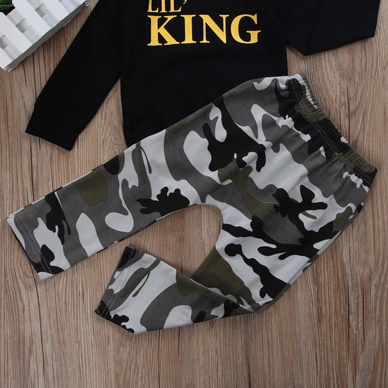 Комплект одежды для мальчиков топ с надписью Футболка King + камуфляжные штаны