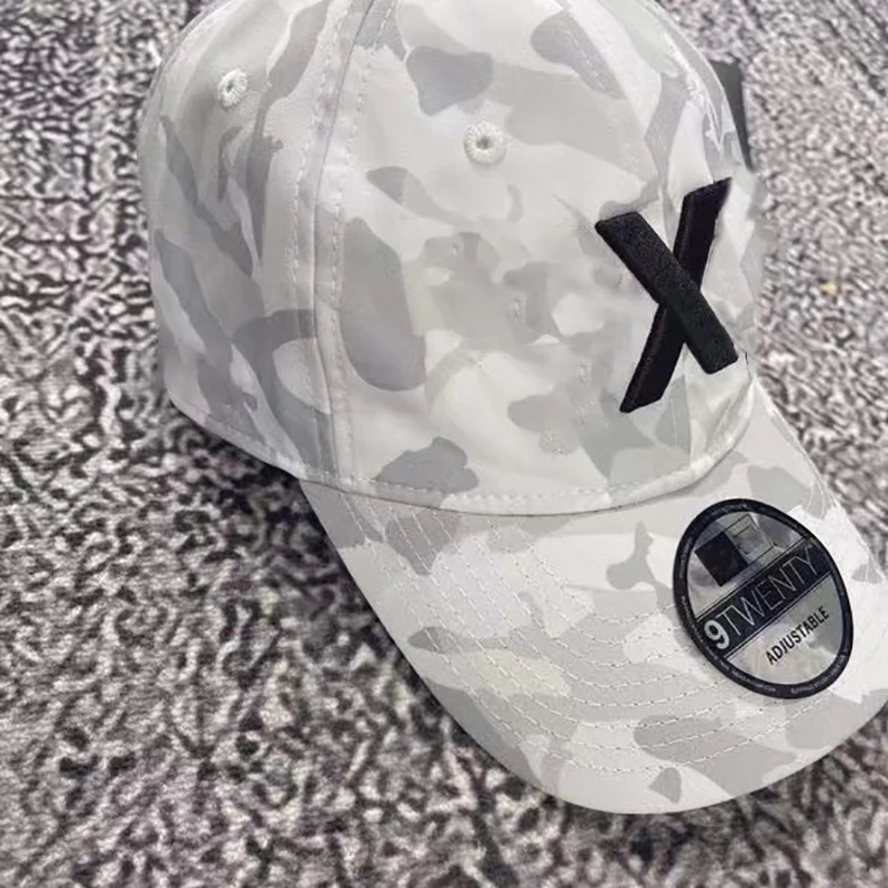 

Golf Hat for Men and Women Couple Fashion Sports Cap Golf Outdoor Sports Sunscreen Sun Hat with Top New