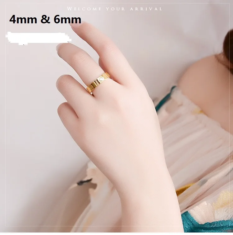 Классические кольца из нержавеющей стали 4 мм и 6 с кристаллами титановой Золотое