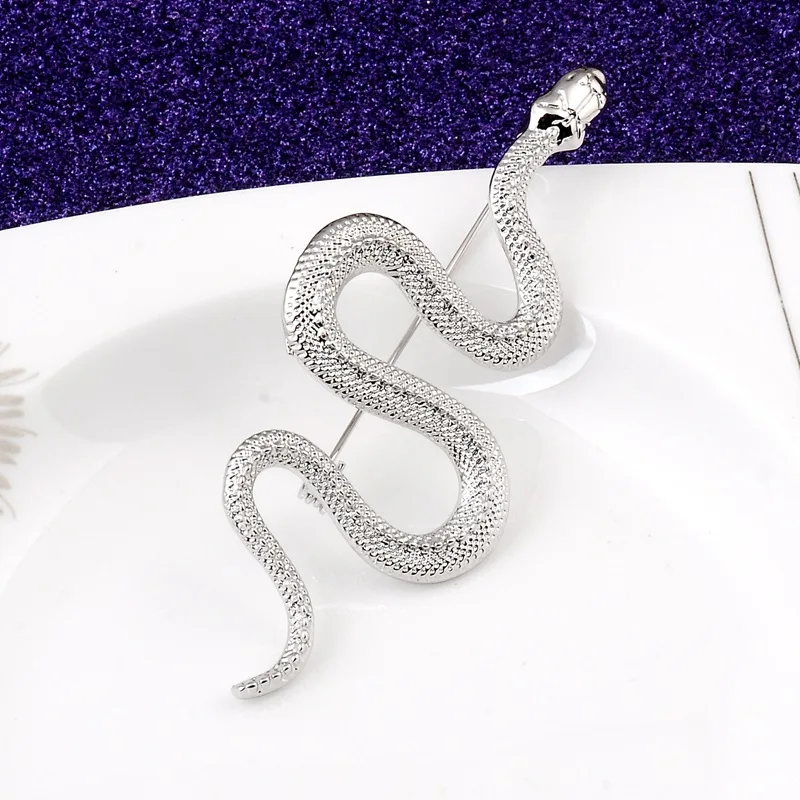 

PD BROOCH Fashion Snake Brooch Popular Snake Badge Men's Suit Collar Pin Accessories Female Jacket Decorative Pin