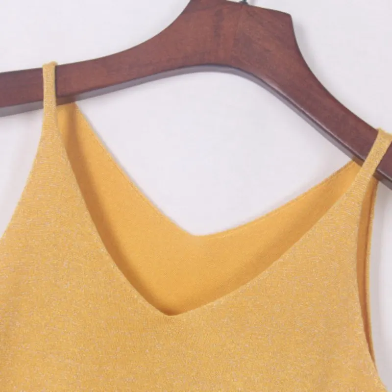 Майка женская трикотажная с V-образным вырезом пикантный топ золотыми нитями