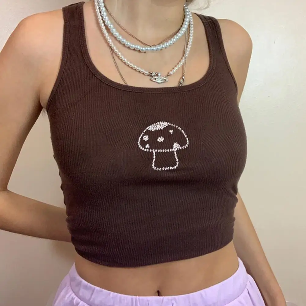 Женский укороченный топ без рукавов повседневный коричневый на бретелях с