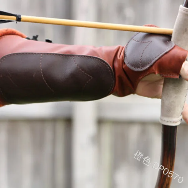 Высококачественные кожаные перчатки из искусственной кожи в средневековом