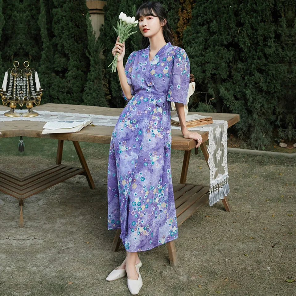 

Женское винтажное шифоновое платье, фиолетовое элегантное праздничное платье до середины икры с цветочным принтом, отложным воротником и р...