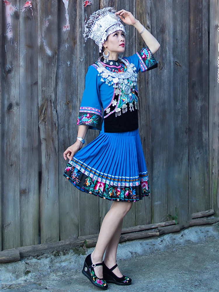 

Hmong