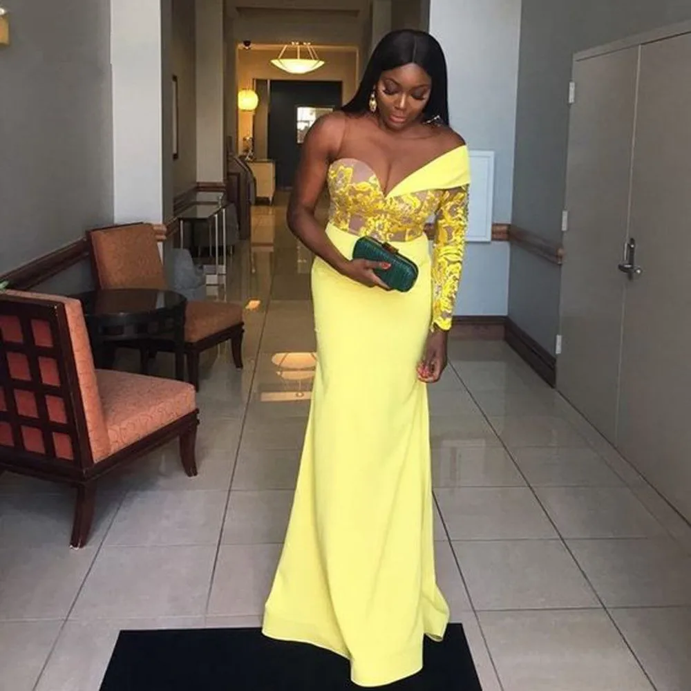 

Yellow Prom Dresses A-line V-neck Long Sleeves Appliques South African Long Prom Gown Evening Dresses Robe De Soiree