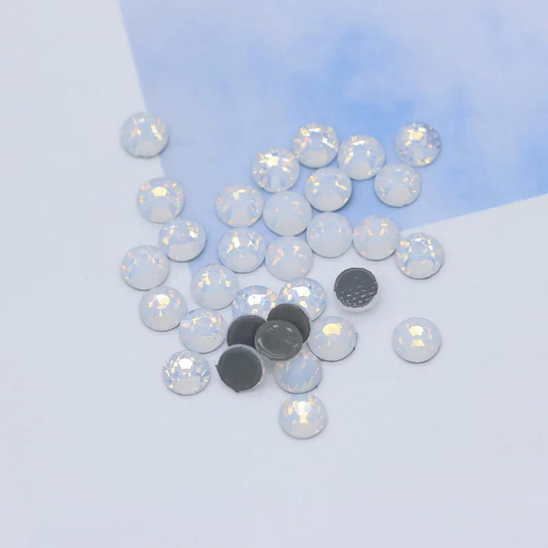 white opal 144p 5A SS12-ss30 41-Цвета гладить на Стразы с прямой основой с украшением в виде кристаллов Стразы с плоской задней частью, горячая фиксация, супер яркие Стразы Стекло камень для одежды ремесло - Цвет: white opal