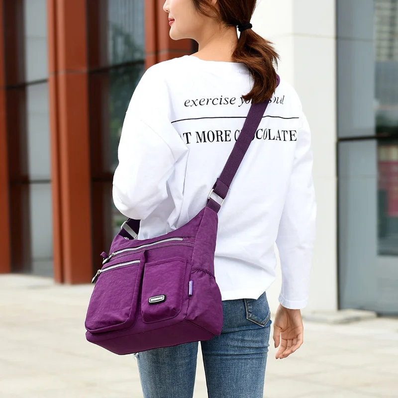 

Женская сумка-тоут через плечо, повседневный вместительный саквояж кросс-боди с несколькими карманами на молнии, водонепроницаемый мессен...