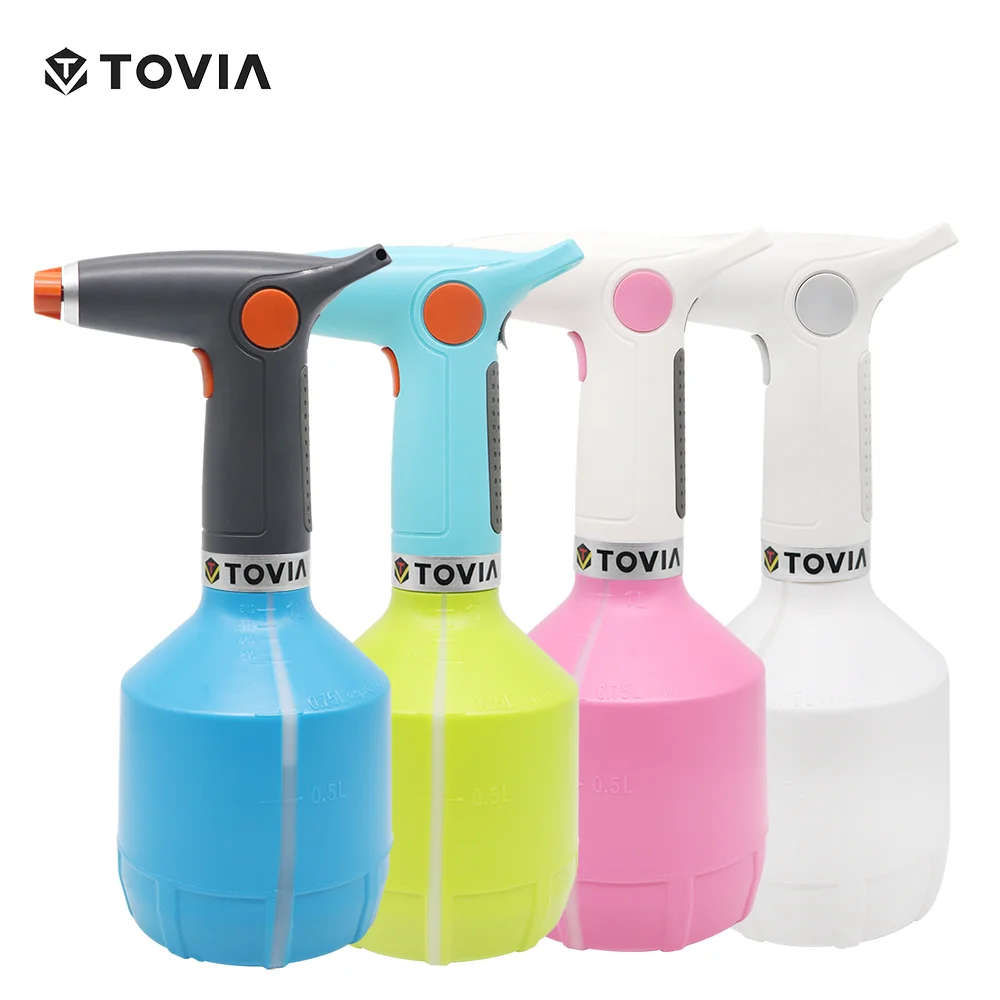 Распылитель для воды пластиковый перезаряжаемый с регулируемой насадкой | Дом и