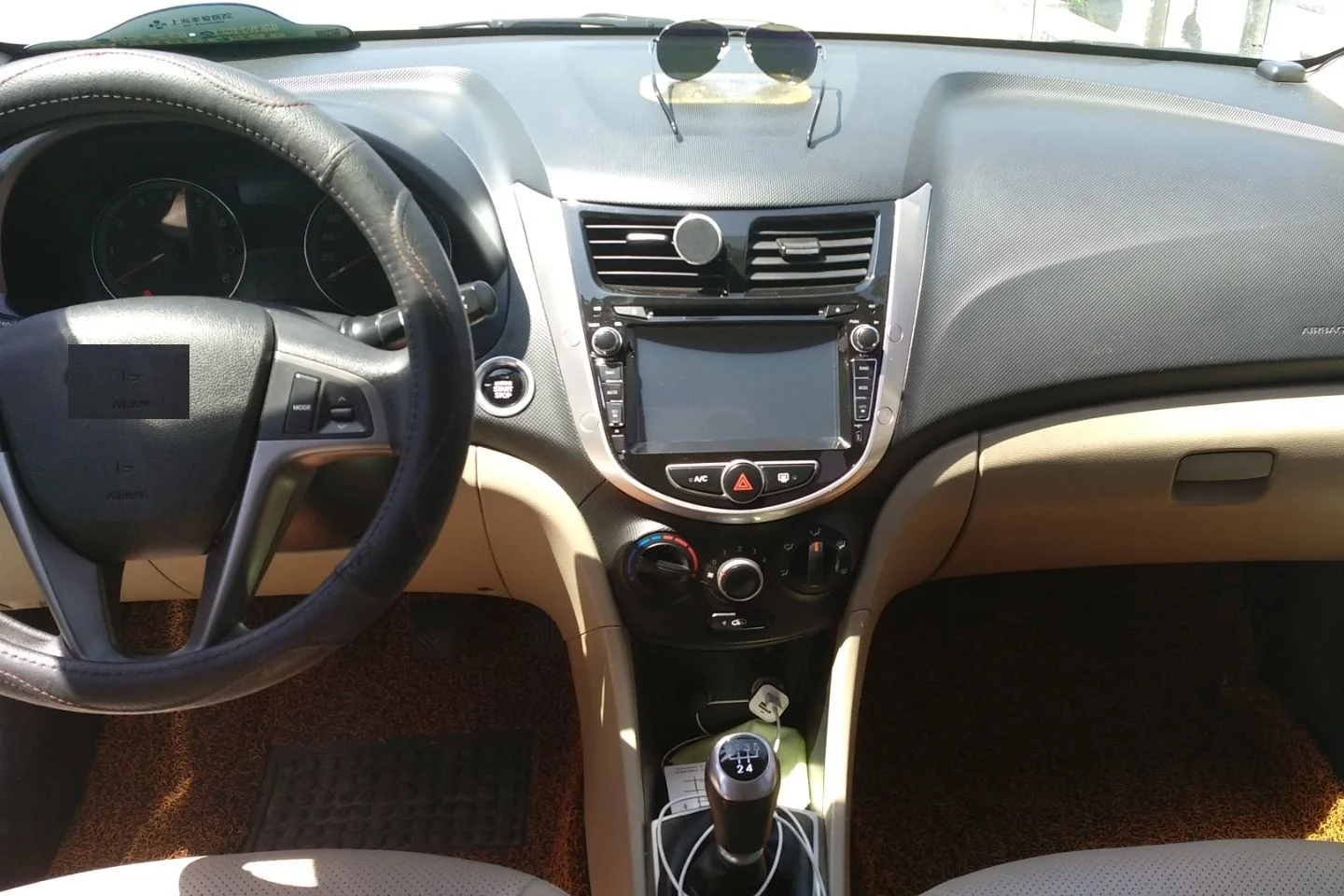 

8 core Android 10 Car DVD player GPS for Hyundai Verna accent 128G 4G RAM navigation PX6 CARPLAY DSP