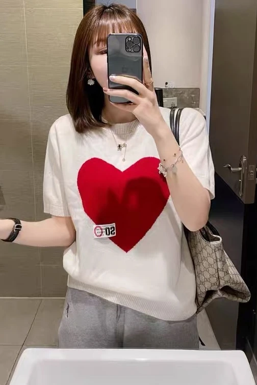 

In the summer of 2021 the new colours love ice silk short sleeve T-shirt female western style fashion knitwear coat thin