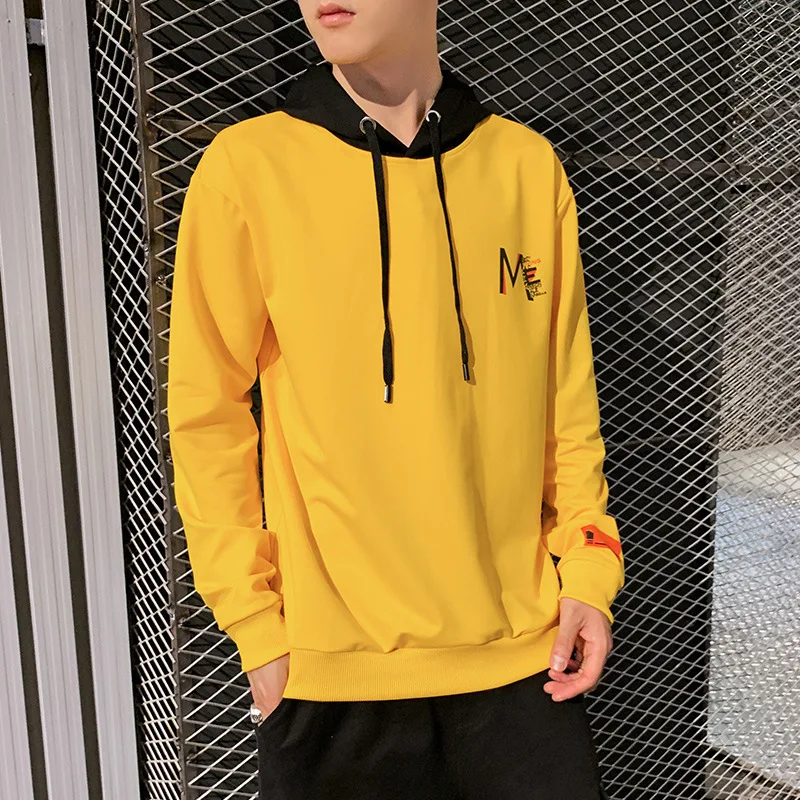 

Hoodies & Sweatshirts
