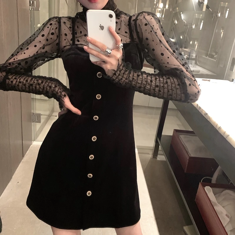 

2020 Winter New Fashion Western Net Yarn Top + Hepburn Retro Temperament Velvet Sling Dress Suit Female Trend